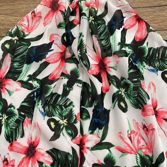 Vince camuto top - Picture 3 of 3